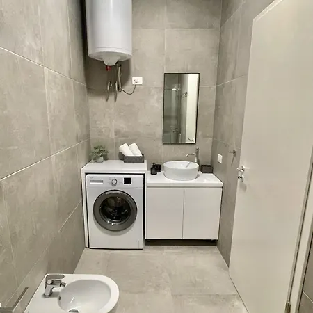Second 2 Apartment Tirana